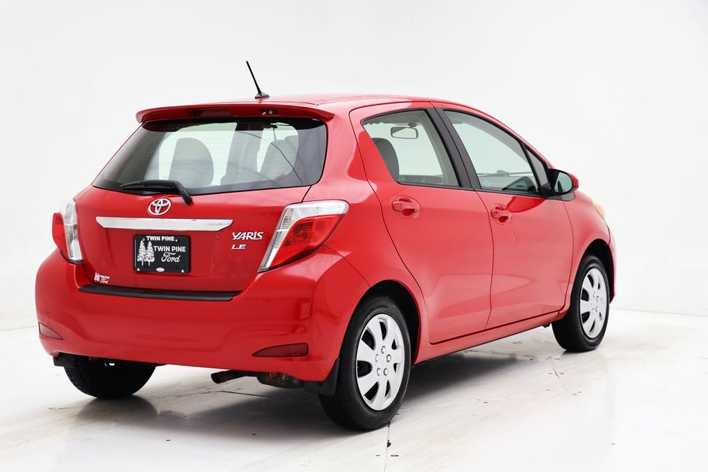 2012 Toyota Yaris L