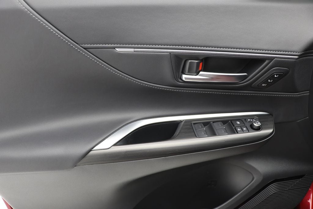 2024 Toyota Venza Nightshade