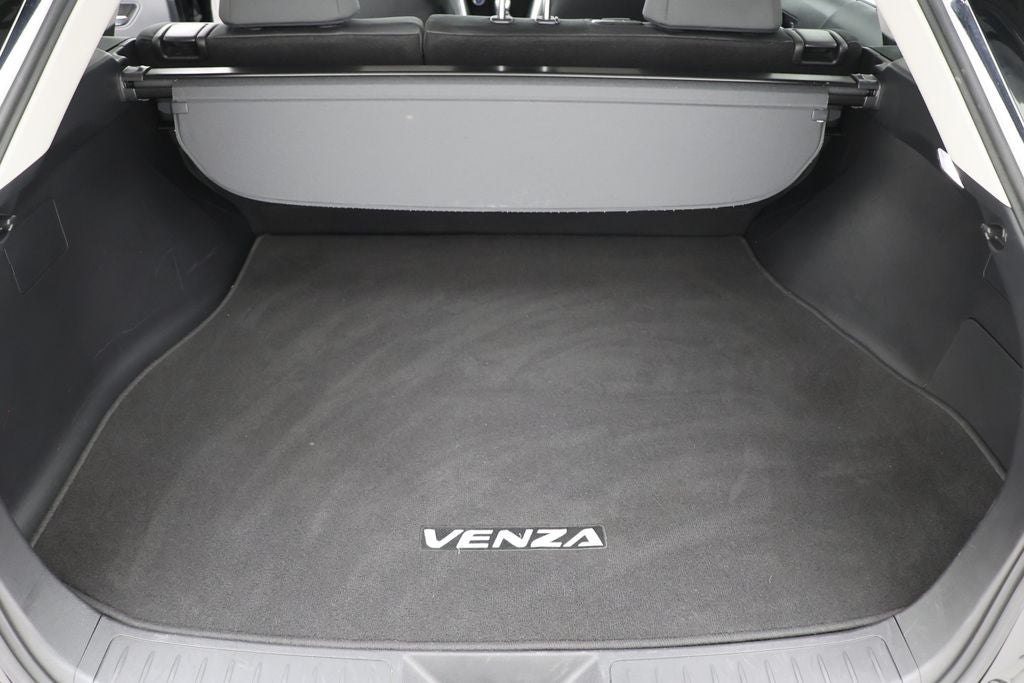 2022 Toyota Venza LE