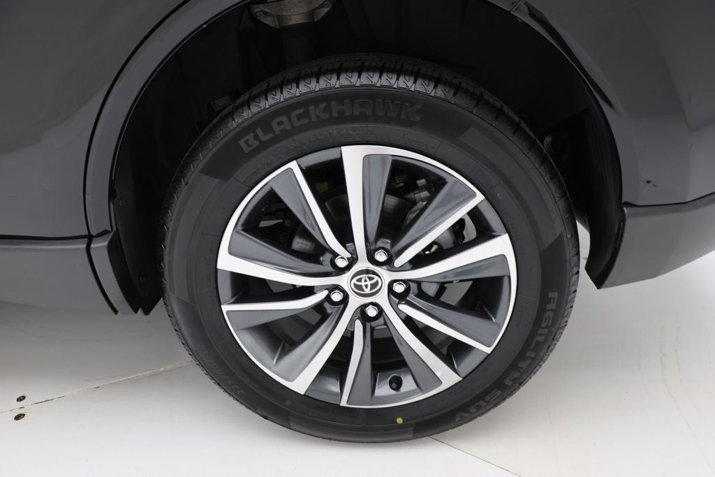 2022 Toyota Venza LE