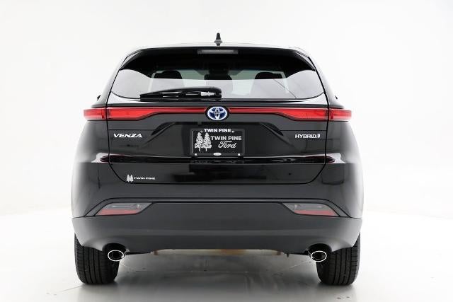 2022 Toyota Venza LE