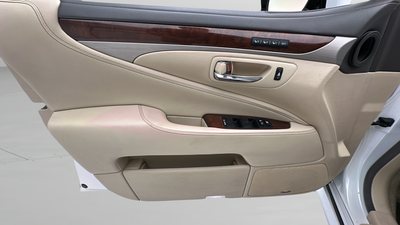 2014 Lexus LS 460