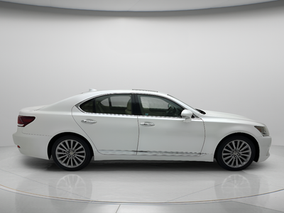 2014 Lexus LS 460