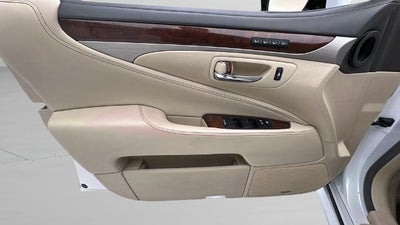 2014 Lexus LS 460