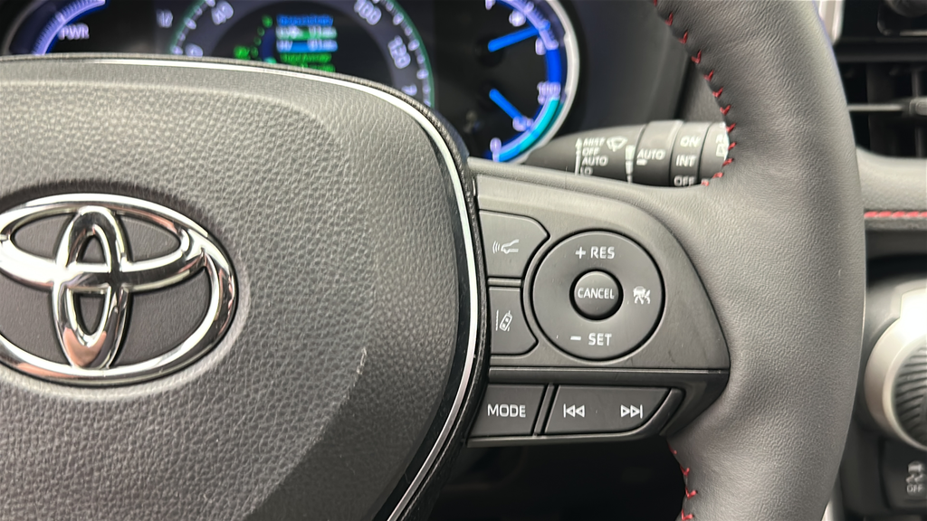 2024 Toyota RAV4 Prime SE