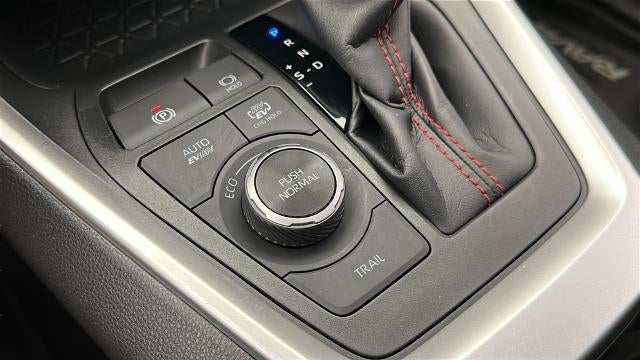 2024 Toyota RAV4 Prime SE