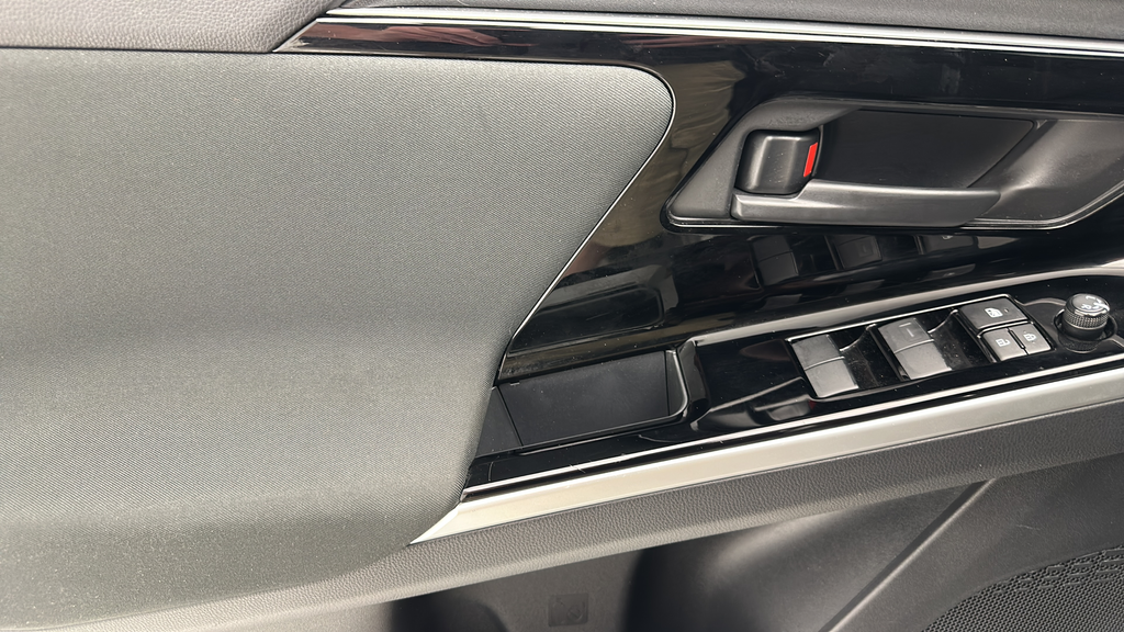 2023 Subaru Solterra Premium