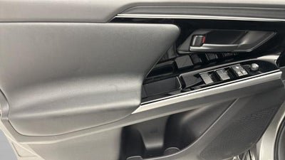 2024 Toyota bZ4X XLE