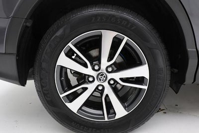2017 Toyota RAV4 XLE