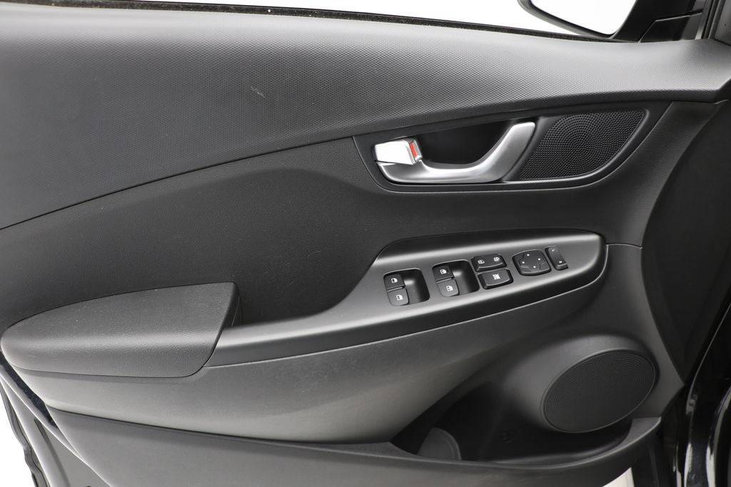 2023 Hyundai Kona Electric SE