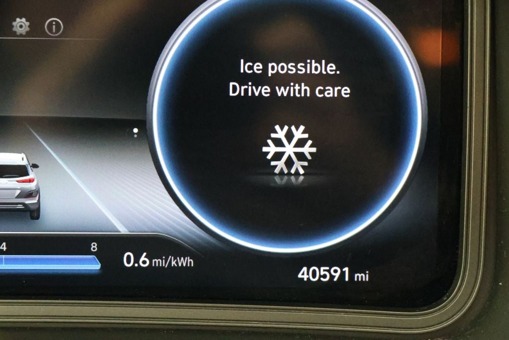 2023 Hyundai Kona Electric SE