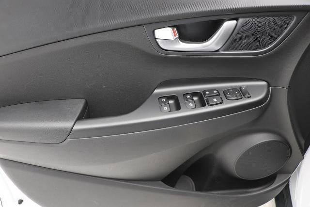 2023 Hyundai Kona Electric SE