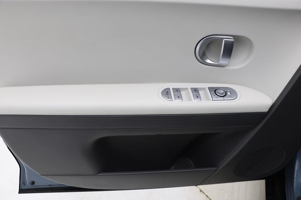 2023 Hyundai IONIQ 5 SE