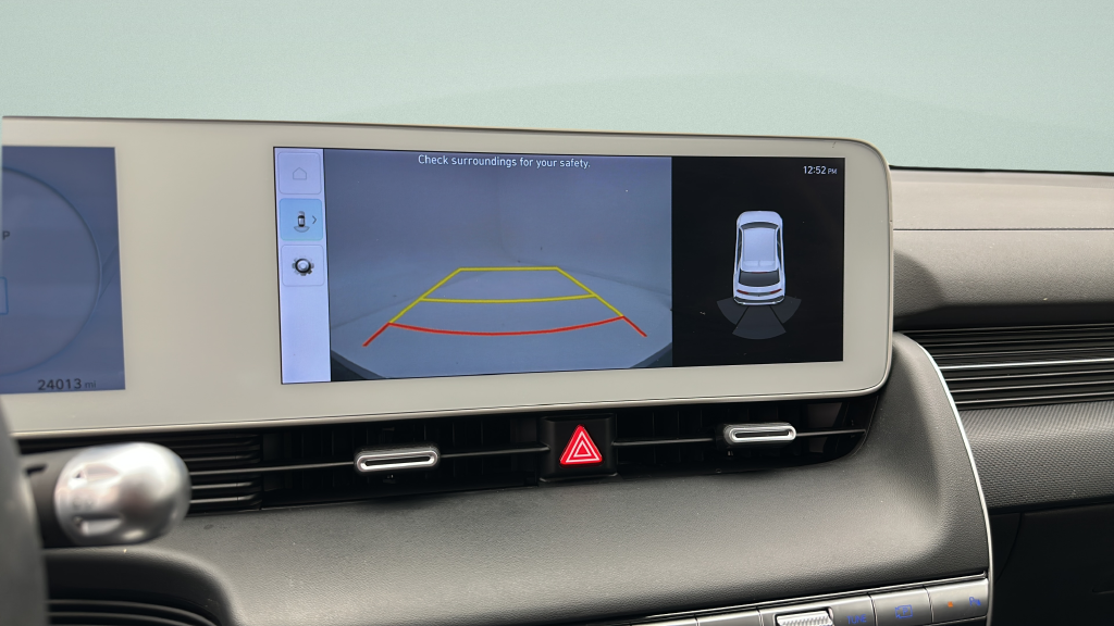 2024 Hyundai IONIQ 5 SE