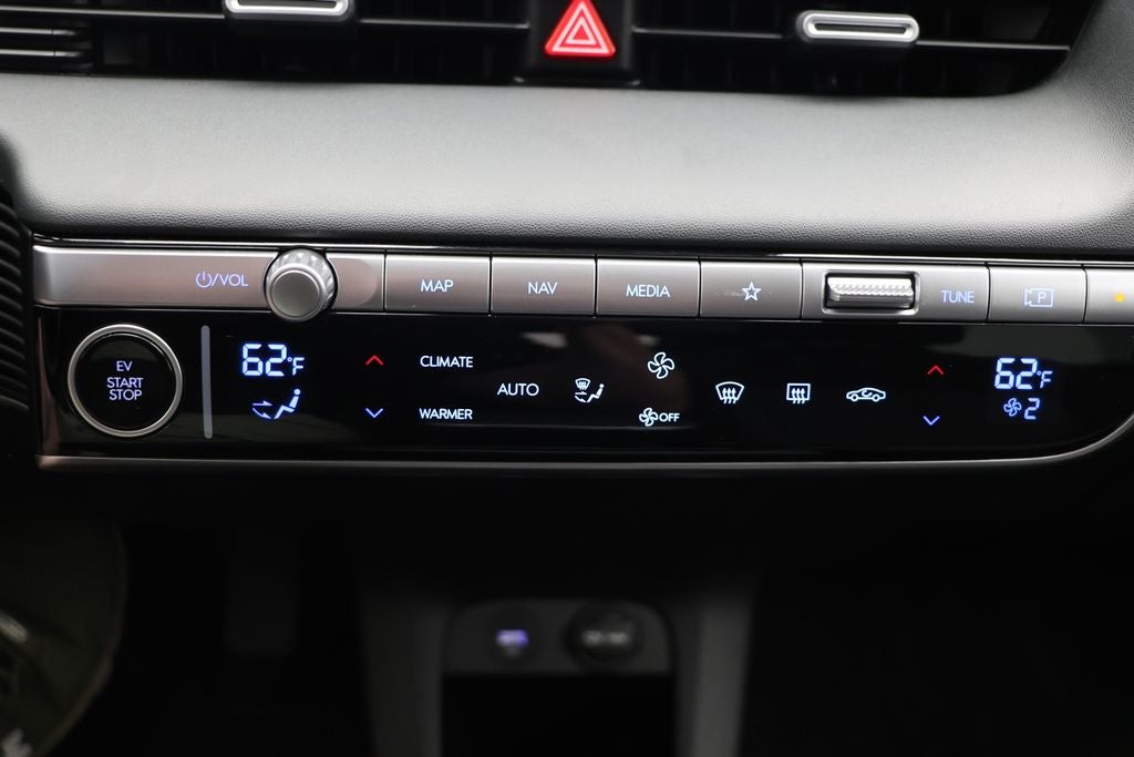 2024 Hyundai IONIQ 5 SE