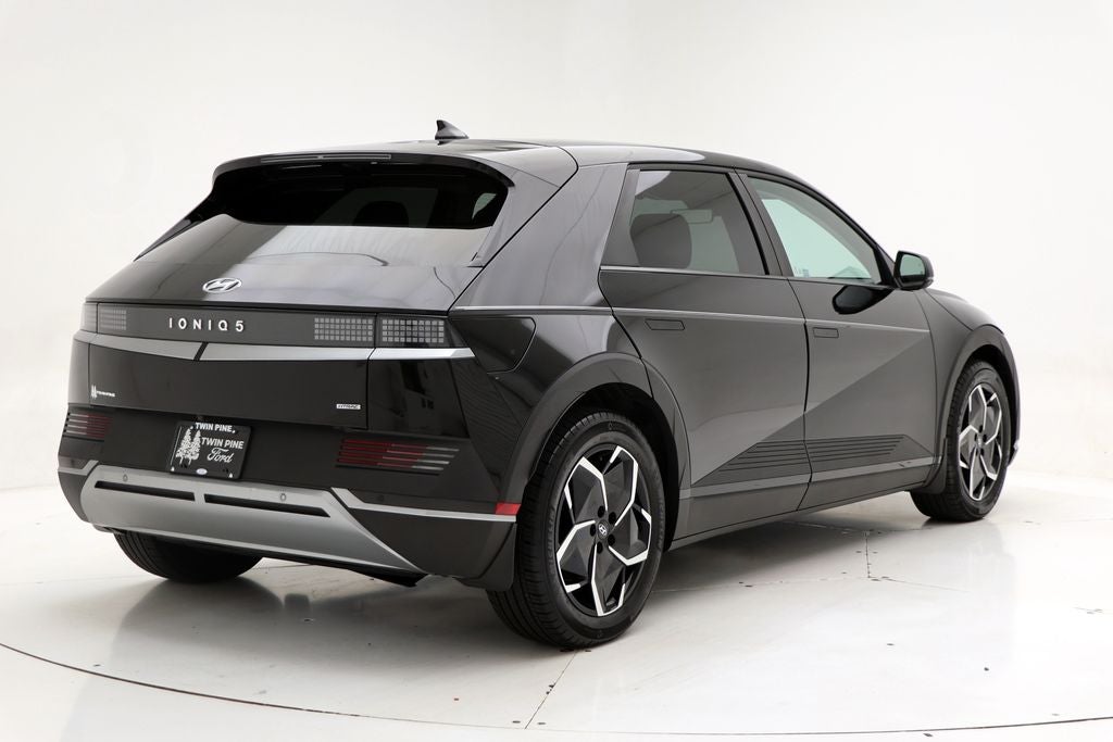 2024 Hyundai IONIQ 5 SE