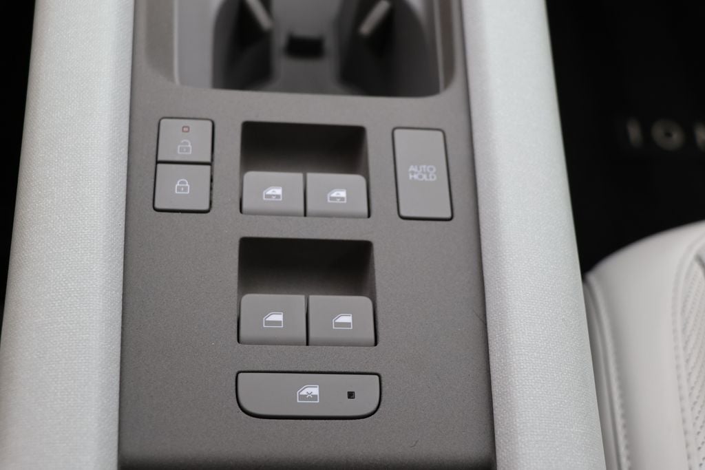 2024 Hyundai IONIQ 6 SEL