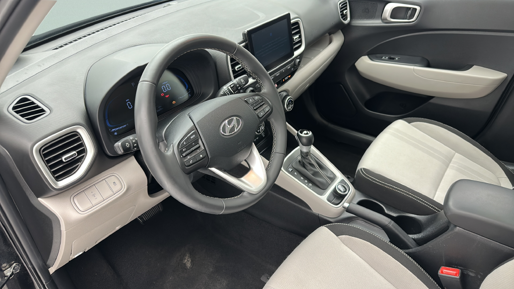 2025 Hyundai Venue SEL