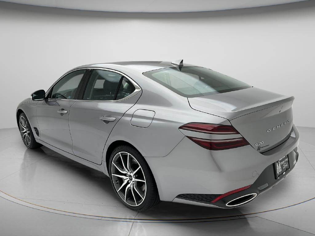 2025 Genesis G70 2.5T