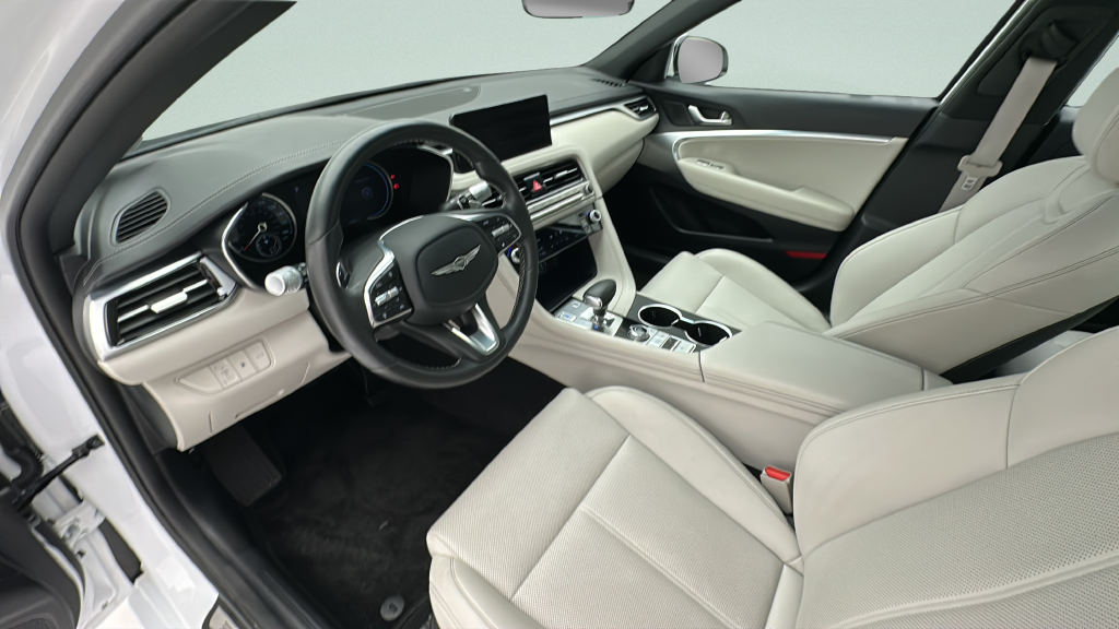 2025 Genesis G70 2.5T