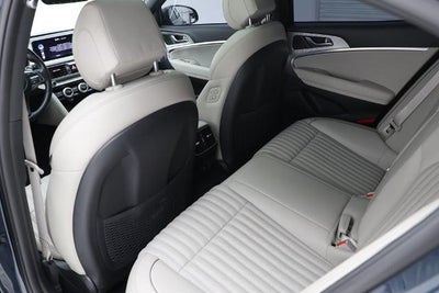 2022 Genesis G70 3.3T