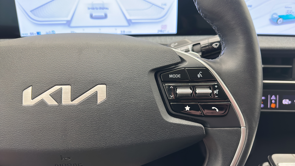 2024 Kia EV6 Light