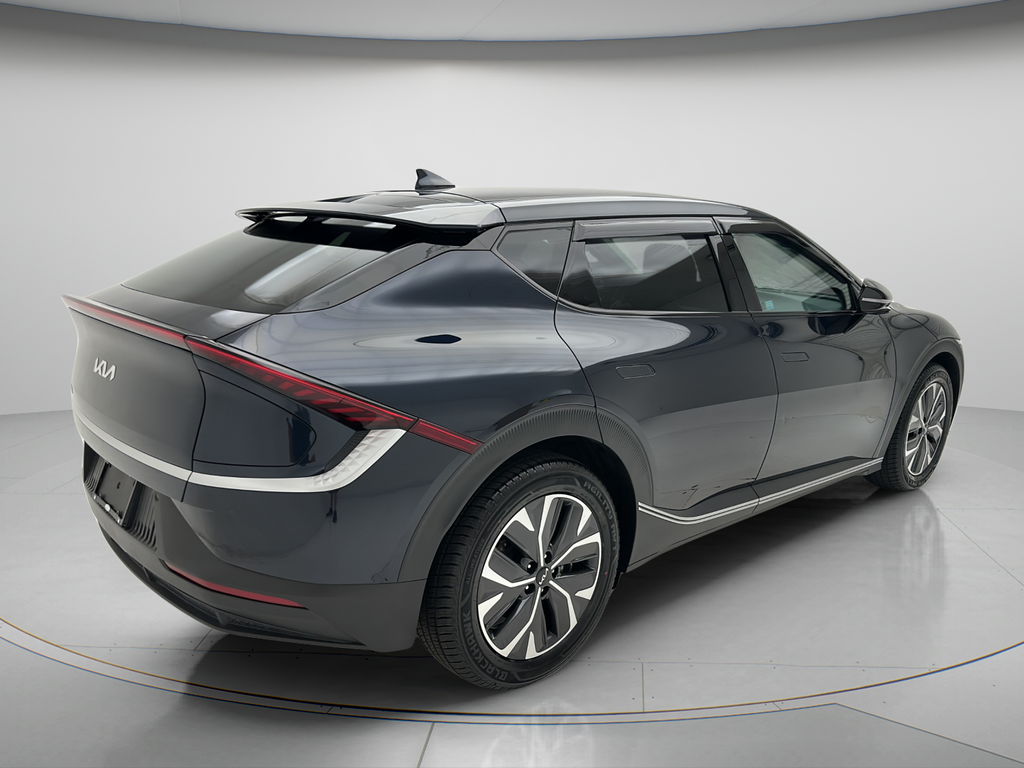 2024 Kia EV6 Light