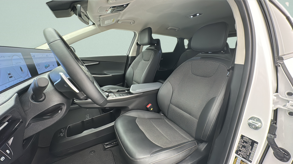2024 Kia EV6 Light
