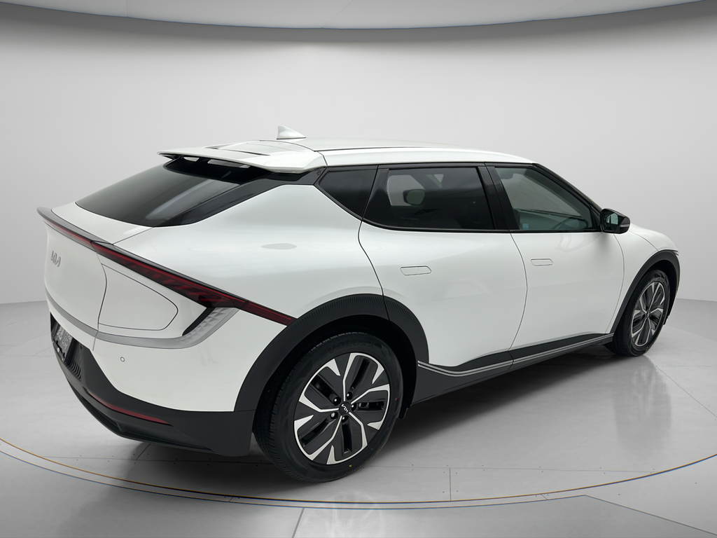 2024 Kia EV6 Light