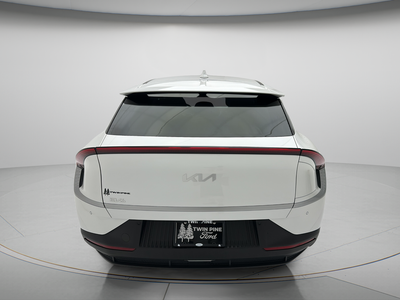 2024 Kia EV6 Light