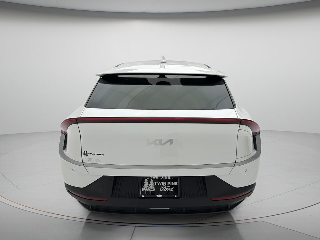 2024 Kia EV6 Light