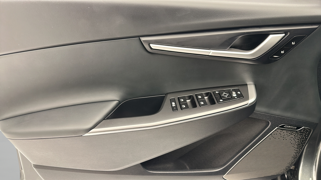 2024 Kia EV6 Wind