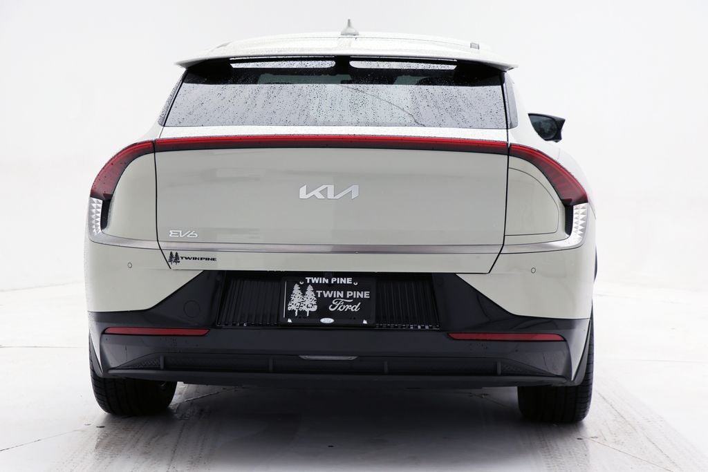 2023 Kia EV6 Wind