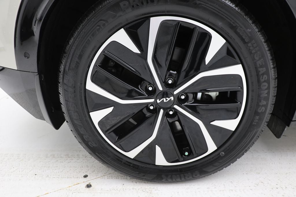 2023 Kia EV6 Wind