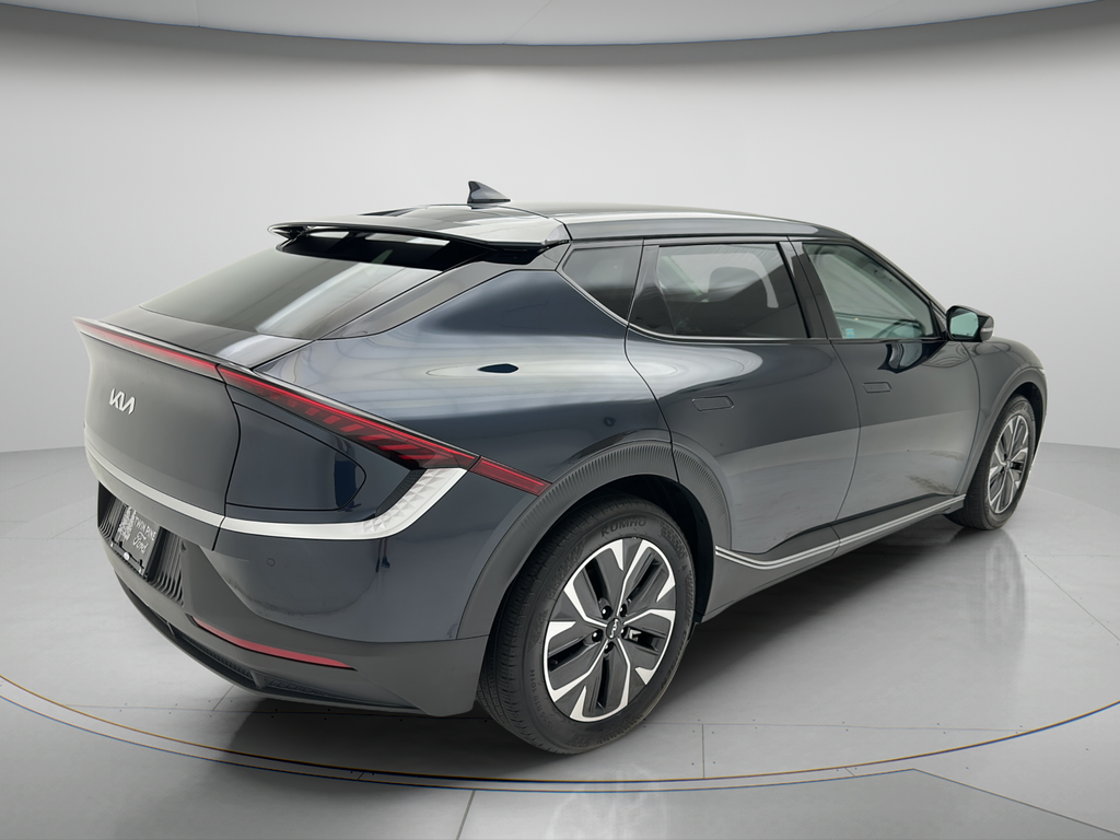 2024 Kia EV6 Light