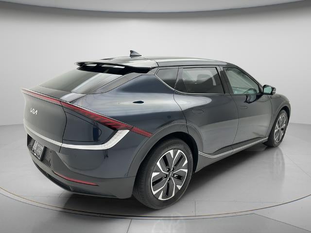 2024 Kia EV6 Light