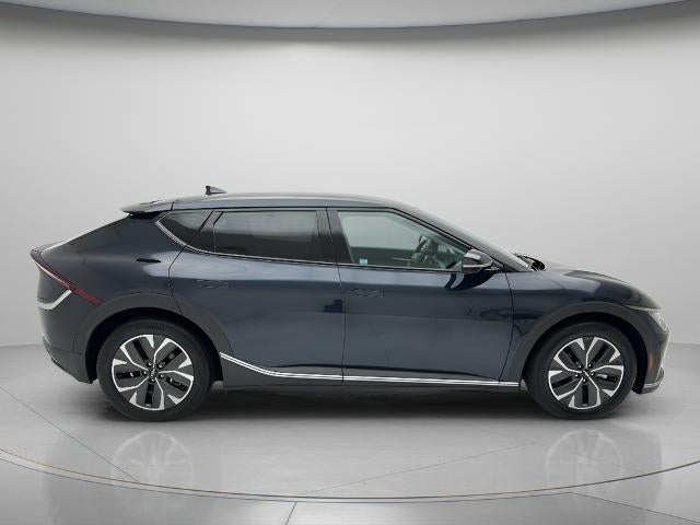 2024 Kia EV6 Light