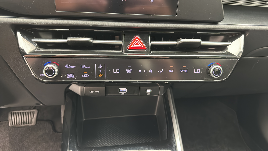 2025 Kia Niro LX
