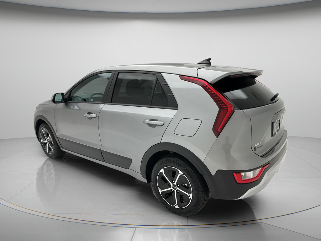 2025 Kia Niro LX