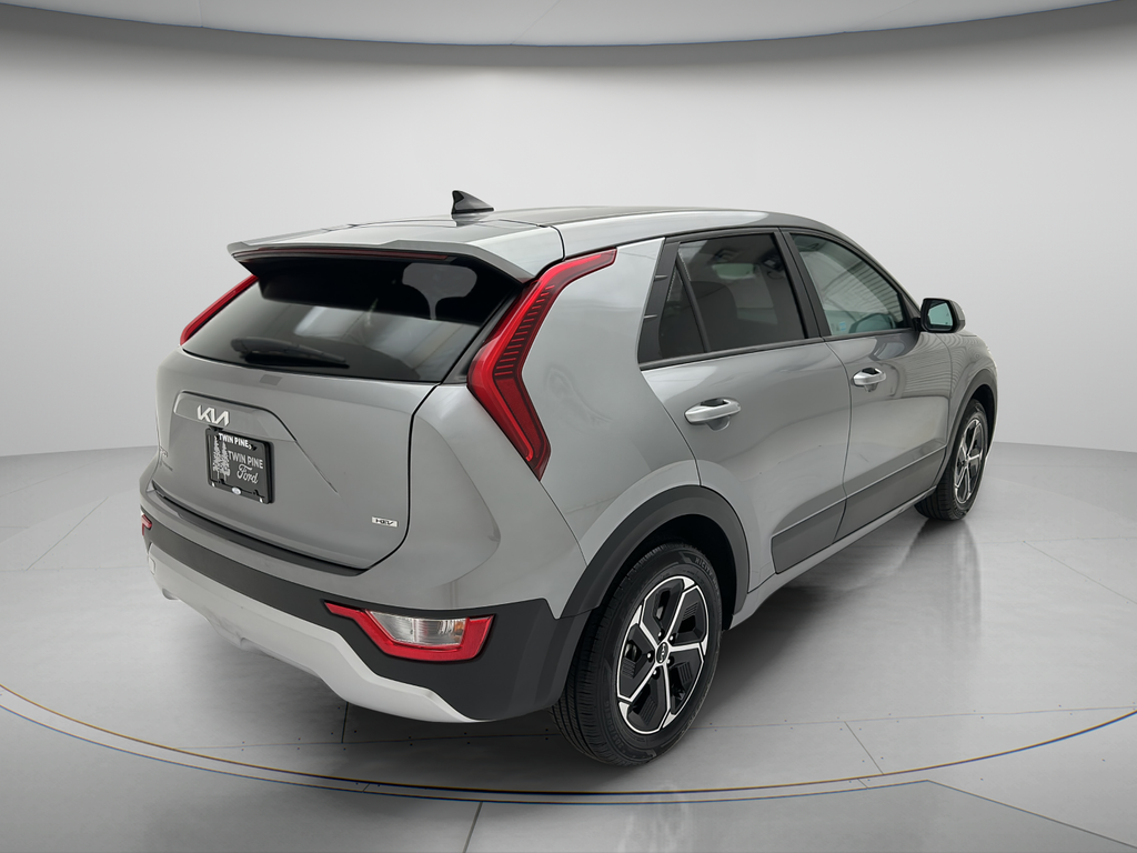 2025 Kia Niro LX