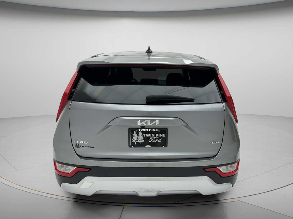 2025 Kia Niro LX