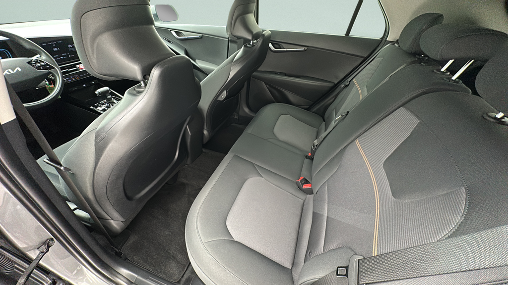 2025 Kia Niro LX