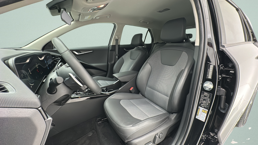 2024 Kia Niro Plug-In Hybrid EX