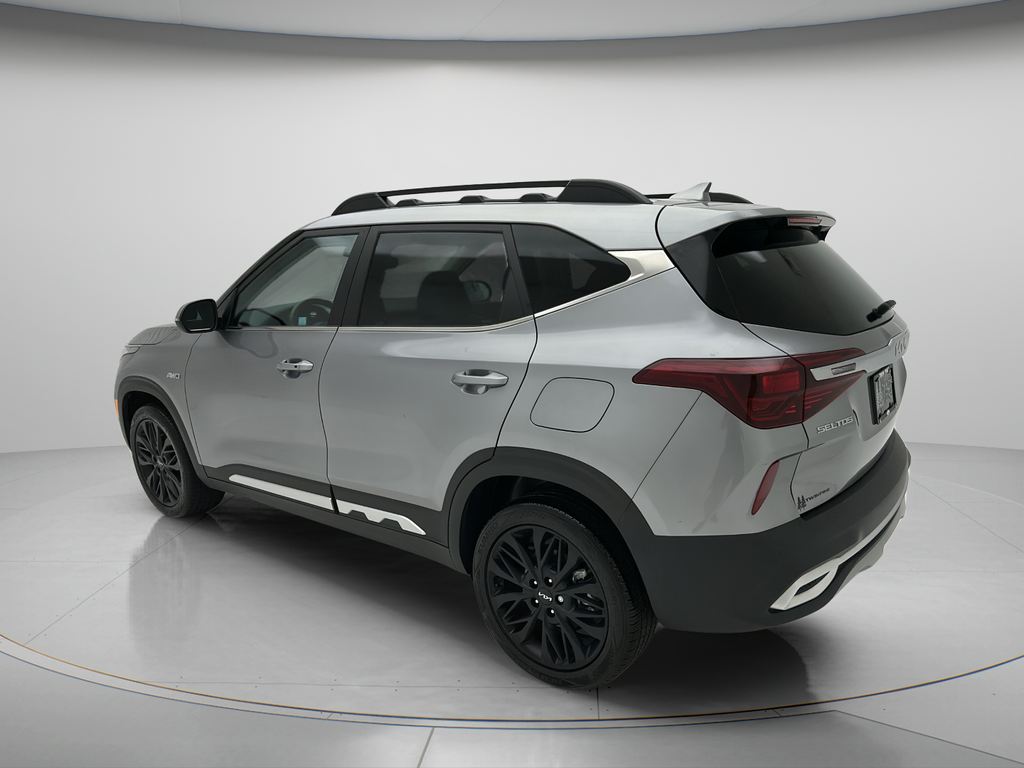 2022 Kia Seltos Nightfall