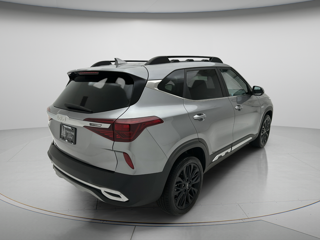 2022 Kia Seltos Nightfall