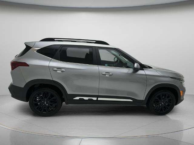 2022 Kia Seltos Nightfall