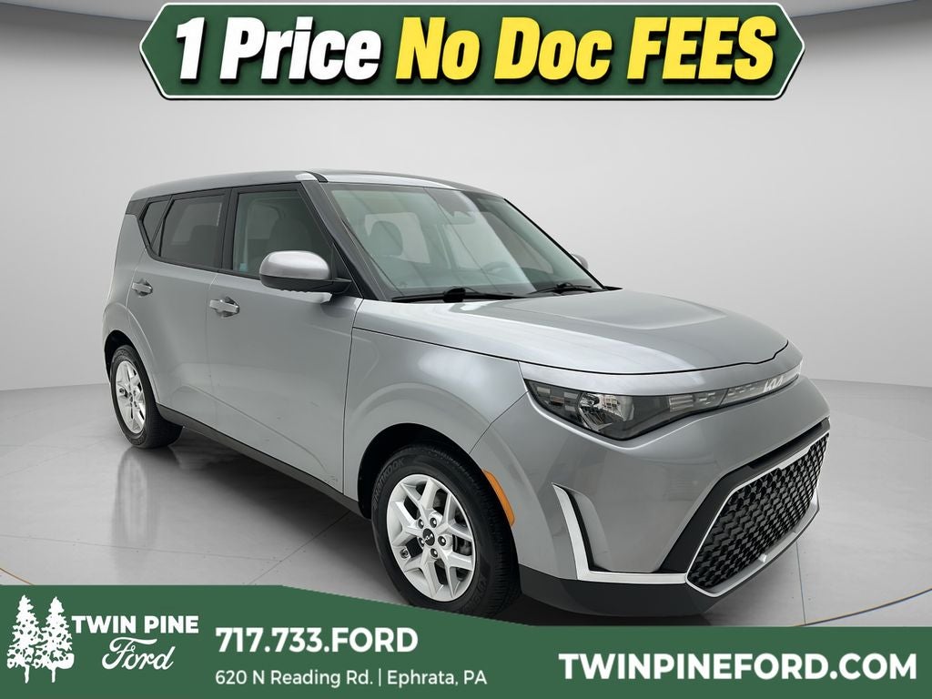 2025 Kia Soul Base