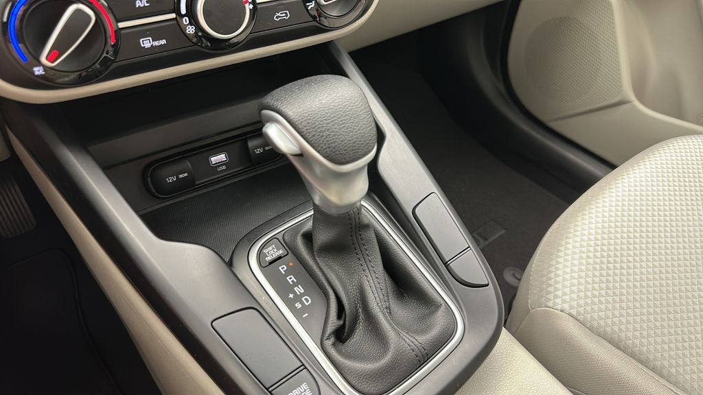 2025 Kia Soul Base