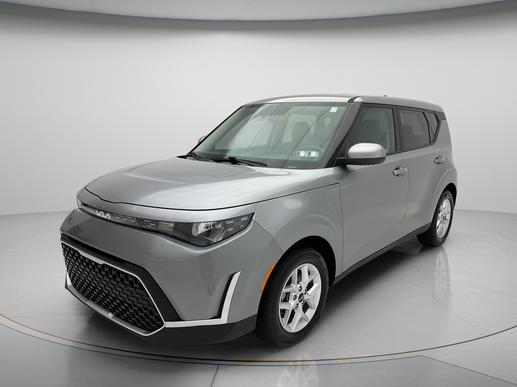 2025 Kia Soul Base
