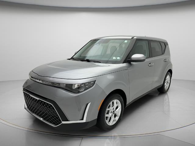 2025 Kia Soul Base